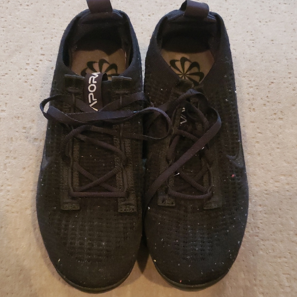 Nike Black Knit Sneakers